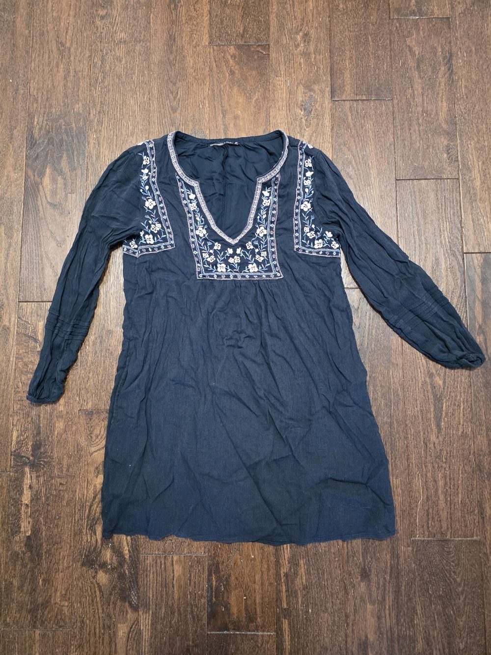 Abercrombie & Fitch Navy Embroidered V-Neck Blouse